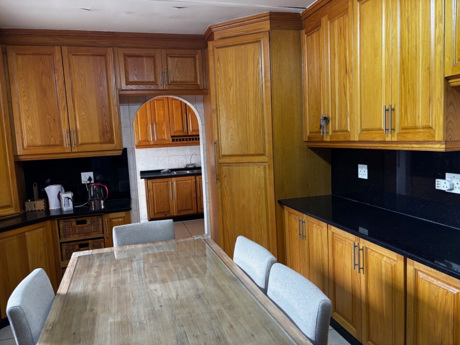 3 Bedroom Property for Sale in Neserhof North West